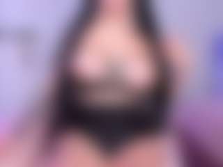 sara-rouge's Live Sex Cam Show
