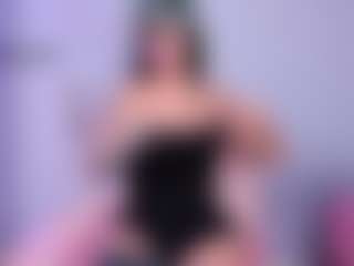 Live cam show with sara-rouge - White on Dolls Live | colombia