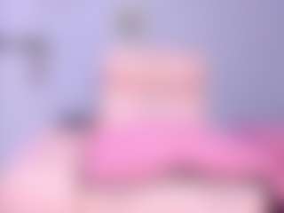 Live cam show with sara-rouge - Tease on SpankPalCams
