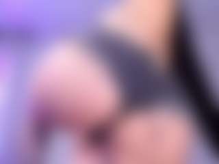 sara-rouge's Live Sex Cam Show