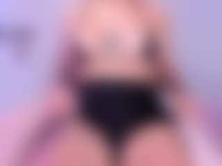 sara-rouge's Live Sex Cam Show