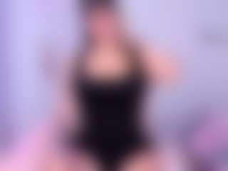 sara-rouge's Live Sex Cam Show