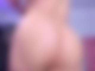 sara-rouge's Live Sex Cam Show