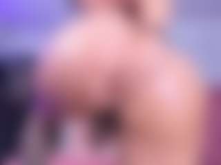 sara-rouge's Live Sex Cam Show