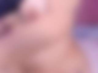 sara-rouge's Live Sex Cam Show