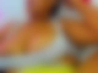 Live cam show with BIANCA - Lesbian on LiveSexCams6
