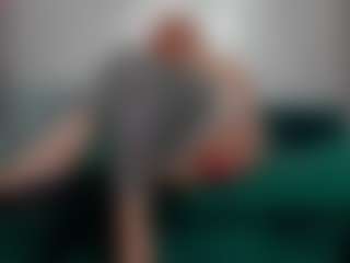 emilianna666's Live Sex Cam Show