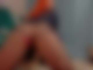 Live cam show with emilianna666 - Mature on SinfulBabes