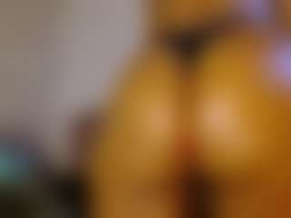 Live cam show with wonder woman 🦸🏻‍♀️⚡ - Middle Aged on crypto-cams