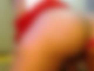 Live cam show with wonder woman 🦸🏻‍♀️⚡ - Bedroom on Camsoda