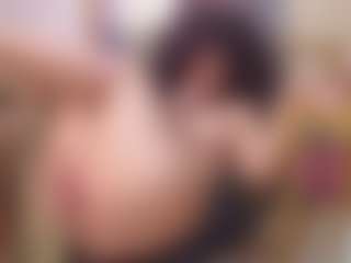 Live cam show with wonder woman 🦸🏻‍♀️⚡ - Middle Aged on Mixed Magazine Live