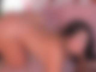 Live cam show with jessica-stonne - Housewife on AdultVida.com