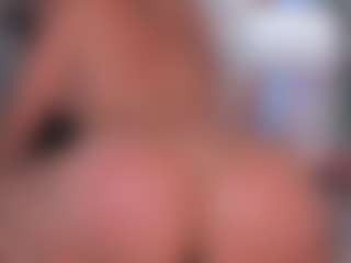 Live cam show with jessica-stonne - BBW Shaved Pussy on Camiplay Live