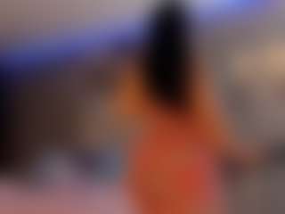 Live cam show with ZOE - Ride on crypto-cams