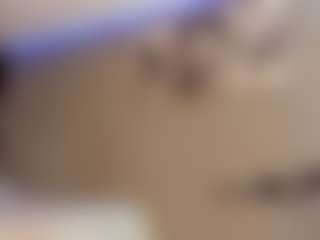 Live cam show with ZOE - Colombia on Mixed Magazine Live