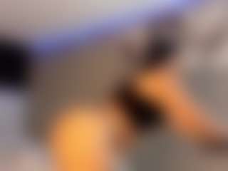 Live cam show with ZOE - Latina on friskycurves.com | colombia