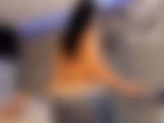 Live cam show with ZOE - BBW on wildcum.com