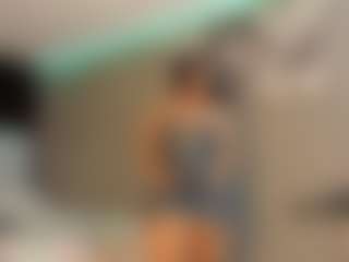 Live cam show with ZOE - Bedroom on xxxlivecams.org
