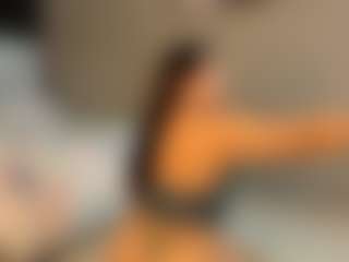 Live cam show with ZOE - Butt Plug on Camsoda