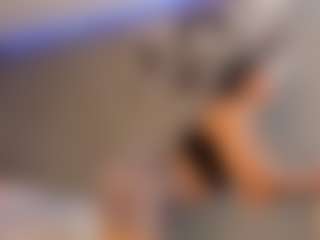 Live cam show with ZOE - Natural on Chatstar