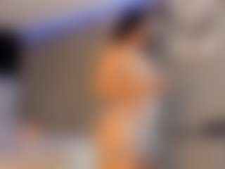 Live cam show with ZOE - Bedroom on sexylive.show