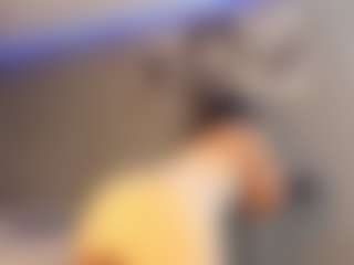 Live cam show with ZOE - Ride on camwithhim.com