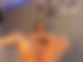 Live cam show with ZOE - Strip on Camsoda
