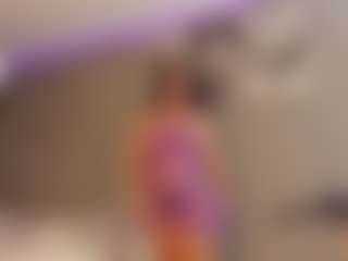 Live-camshow met ZOE - BBW Small Tits op Camsoda