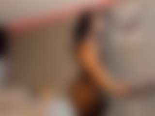 Live cam show with ZOE - Twerking on TeamSkeetLive