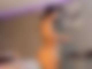 Live cam show with ZOE - Colombia on Instabang