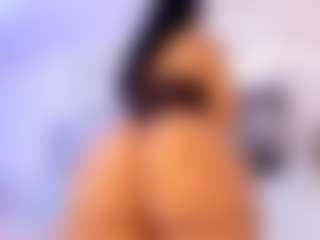Live cam show with ZOE - Butt Plug on Camsoda