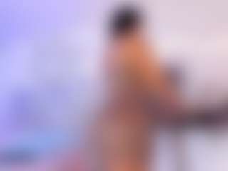 Live cam show with ZOE - Lovense Brown Hair on Camsoda