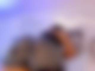 Live cam show with ZOE - Twerking on sexylive.show