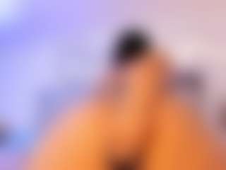 Live cam show with ZOE - Riding on livesuperchat.net