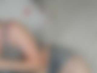Live cam show with aprilquinn - Bikini on Camsoda