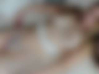 Live cam show with aprilquinn - Bedroom on Free Soda