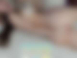Live cam show with aprilquinn - Small Ass on Cam Slut