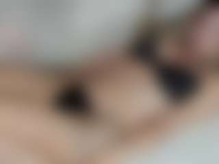 Live cam show with aprilquinn - Spank on Dolls Live