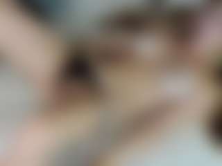 Live cam show with aprilquinn - Thong on Gym Cam Girls
