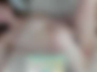 aprilquinn's Live Sex Cam Show