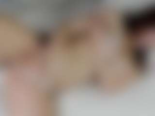 Spettacolo in cam dal vivo con aprilquinn - Bikini su Camsoda