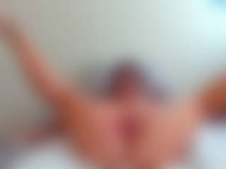 curvyjules's Live Sex Cam Show