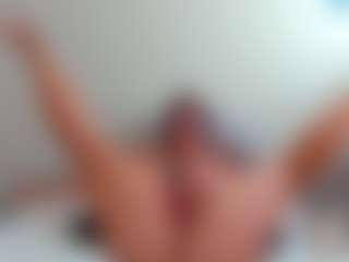 curvyjules's Live Sex Cam Show