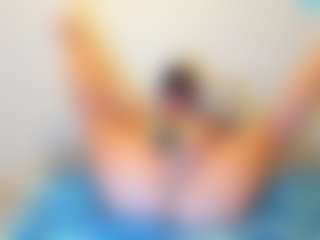 curvyjules's Live Sex Cam Show