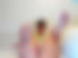Live cam show with curvyjules - Mature on crypto-cams