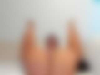 curvyjules's Live Sex Cam Show