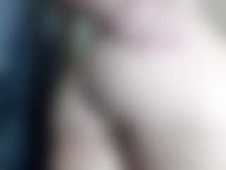 curvyjules's Live Sex Cam Show