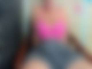 curvyjules's Live Sex Cam Show