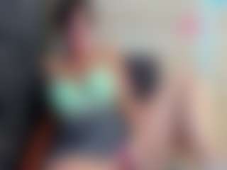 Live cam show with curvyjules - Ass Clapping on crypto-cams