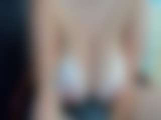 Live cam show with curvyjules - Big Ass on Uber Horny